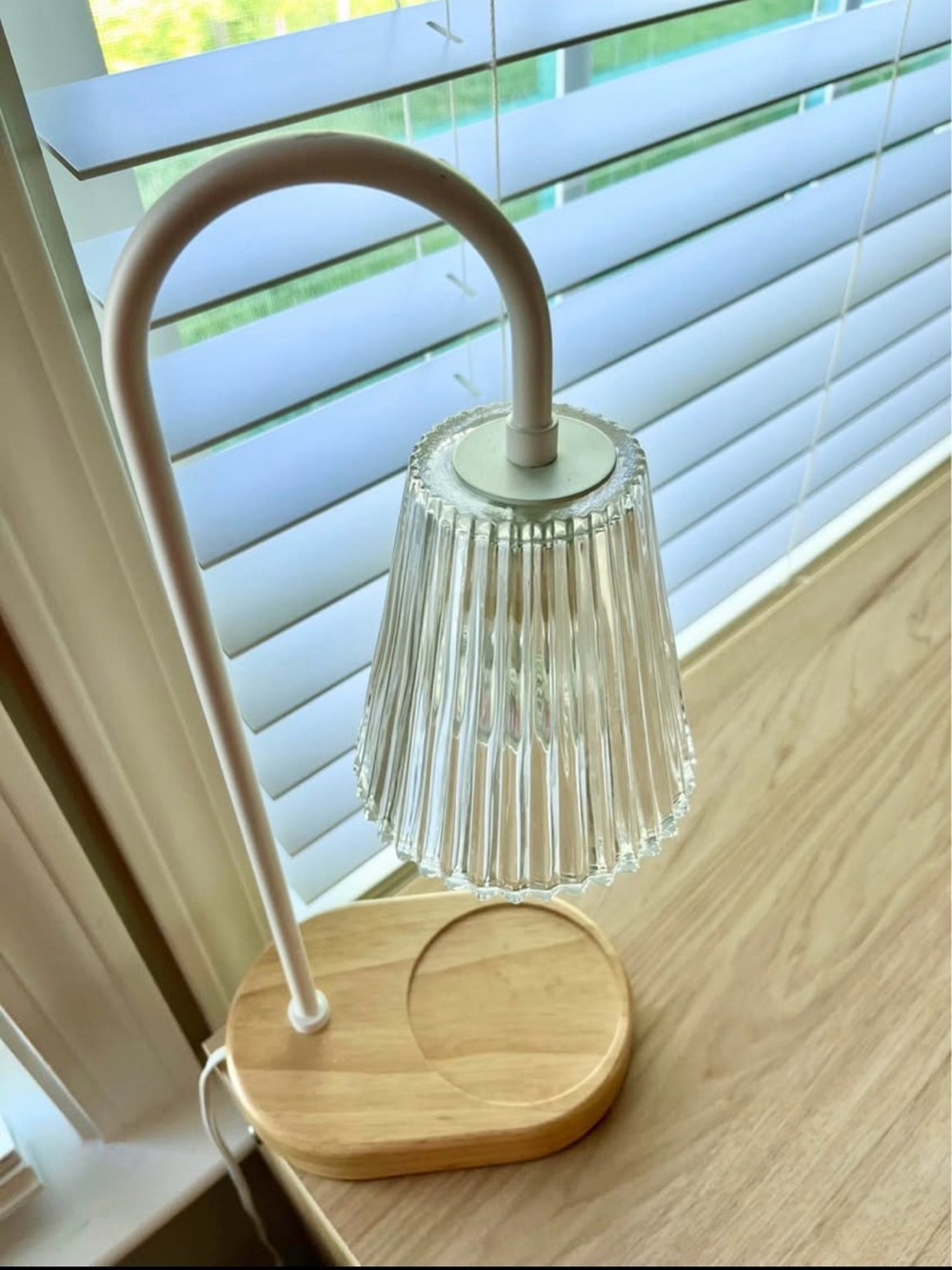 Ribbed Glass Desk Lamp with Dimmer Light & Candle Warmer